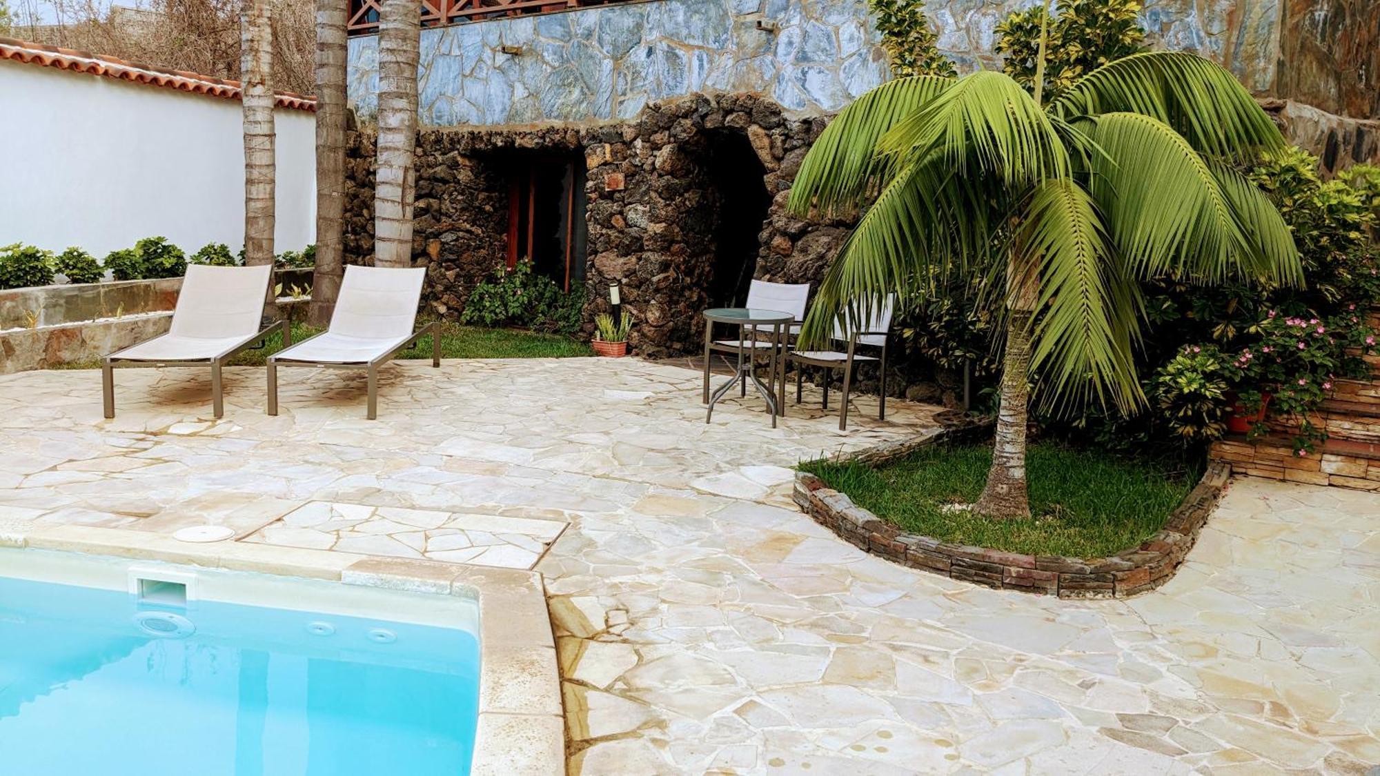 La Cueva De Villa Gardel Икод-де-лос-Винос Экстерьер фото